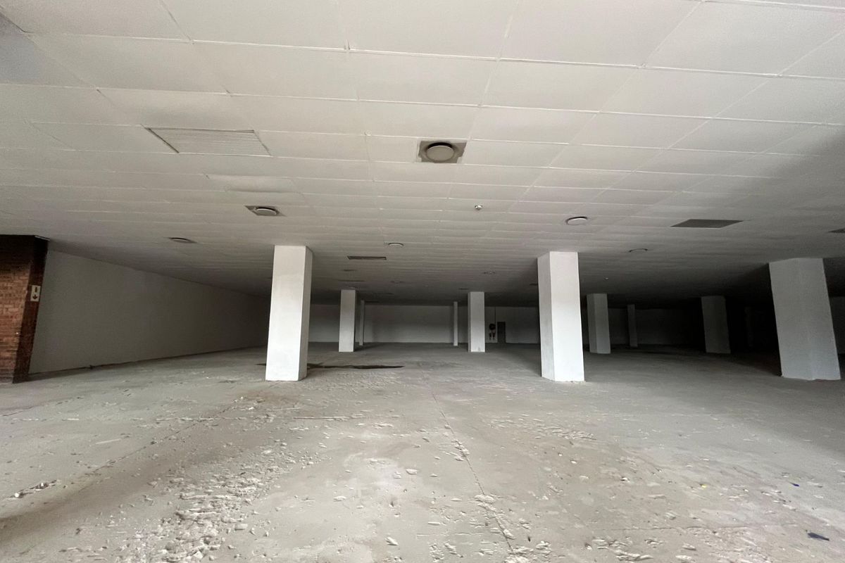 Retail To Rent in Silverton - Photo 5