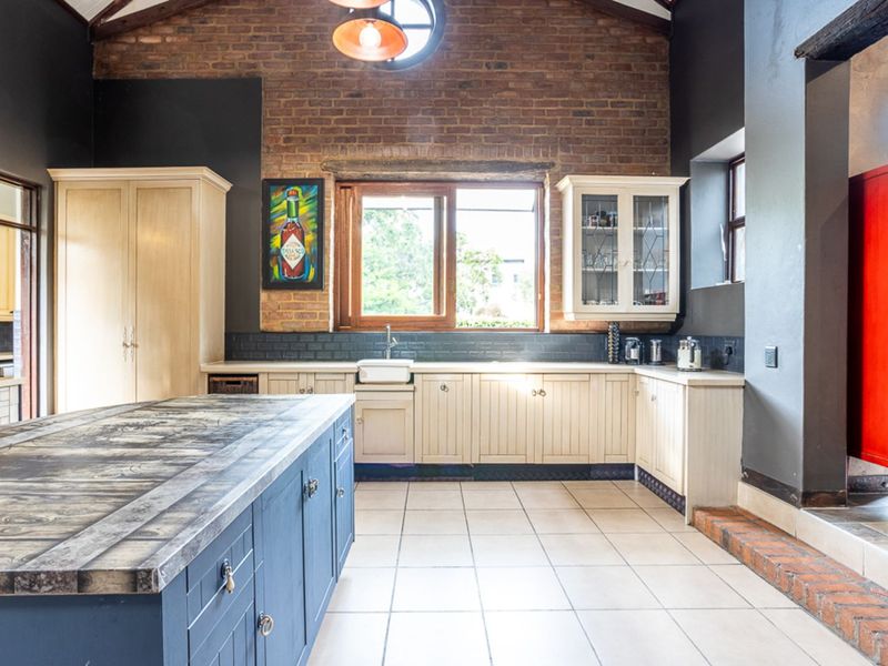 House For Sale in Olympus Country Estate - Photo 5