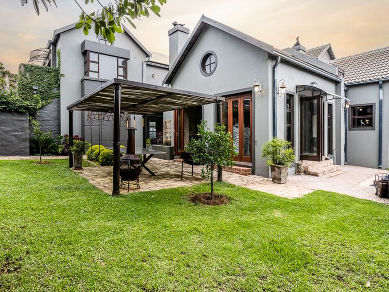 House For Sale in Olympus Country Estate - Photo 2