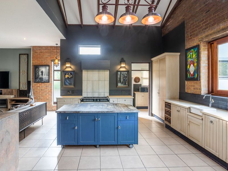 House For Sale in Olympus Country Estate - Photo 6