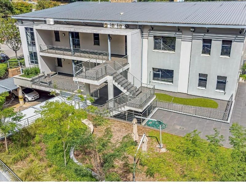 Office For Sale in Equestria - Photo 8