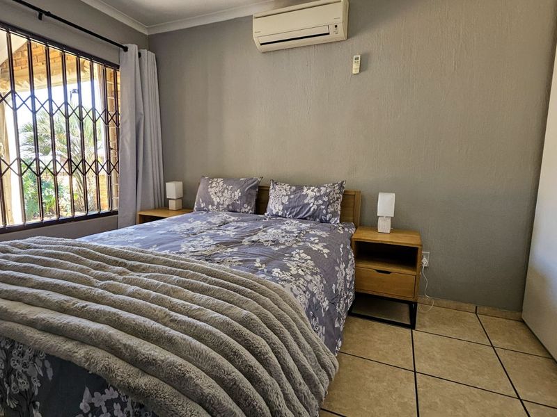 Townhouse For Sale in Wilgeheuwel - Photo 9