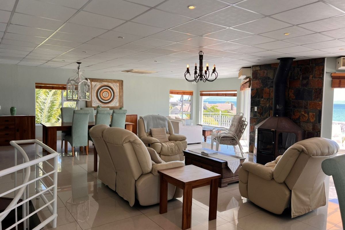 House For Sale in Gordons Bay Village - Photo 4