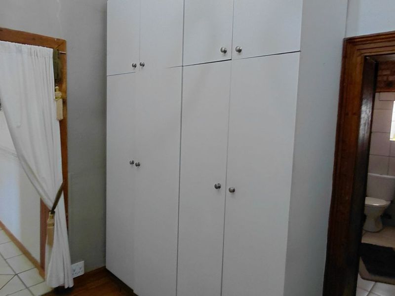 House For Sale in Oudtshoorn North - Photo 8