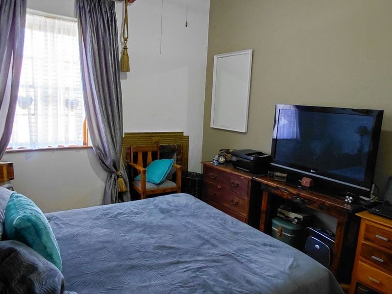 House For Sale in Oudtshoorn North - Photo 7