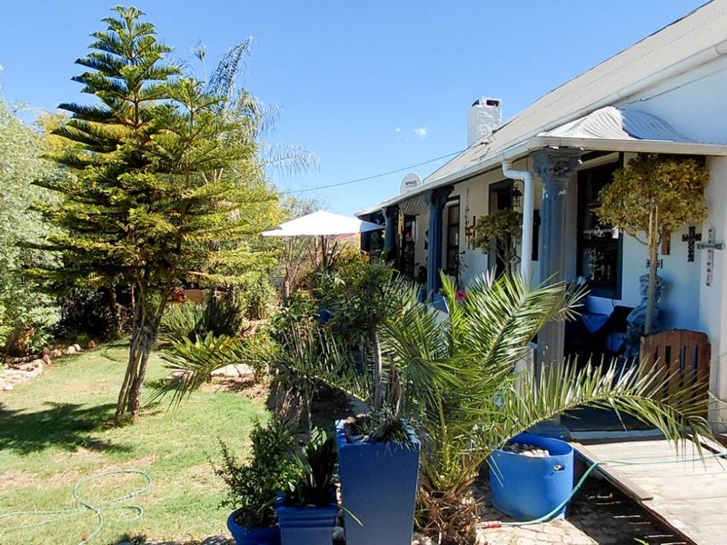 House For Sale in Oudtshoorn North - Photo 4
