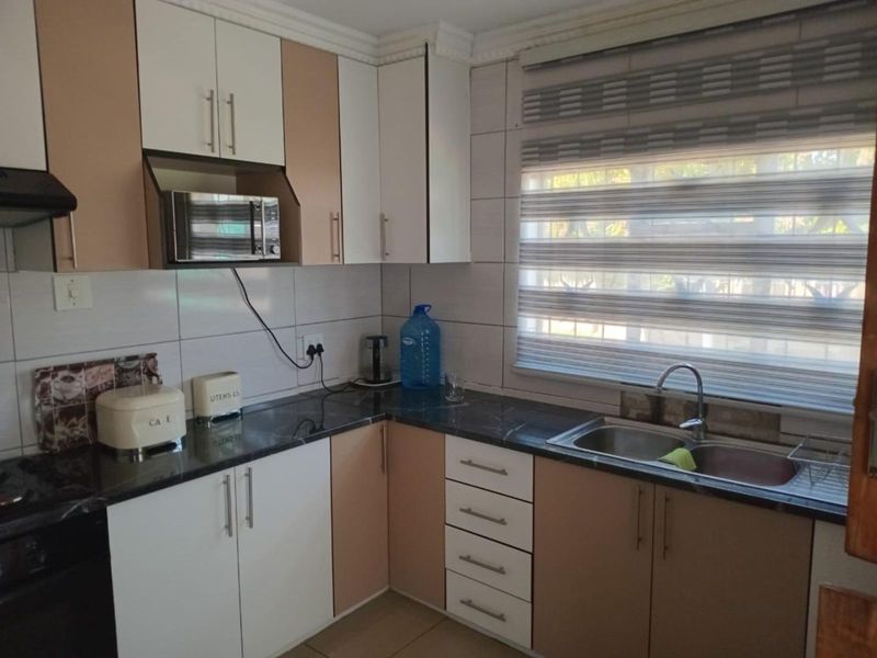 House For Sale in Hammanskraal Central - Photo 6