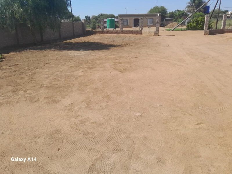 House For Sale in Hammanskraal Central - Photo 3