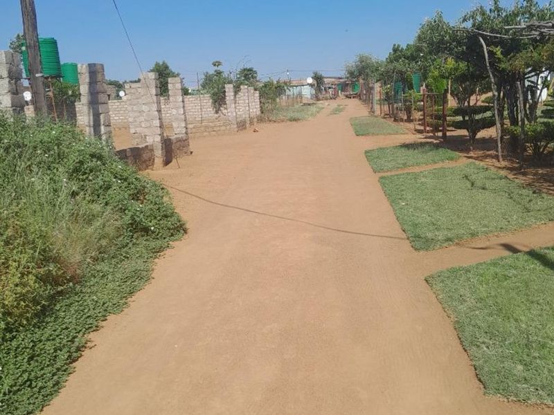 House For Sale in Hammanskraal Central - Photo 4