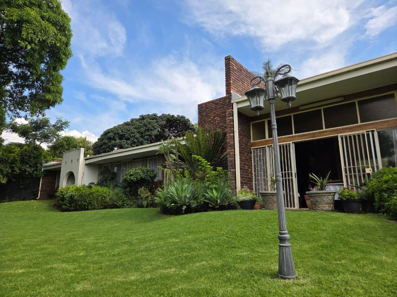 House For Sale in Bendor - Photo 2