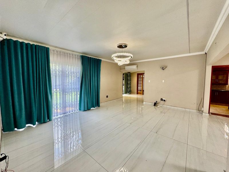 House For Sale in Secunda Central - Photo 4