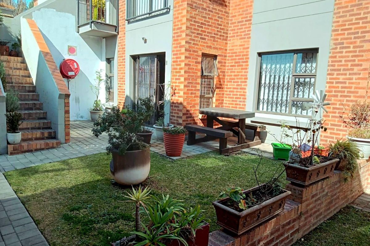 Apartment For Sale in Trichardt - Photo 2