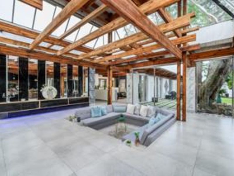 House For Sale in Morningside - Photo 8