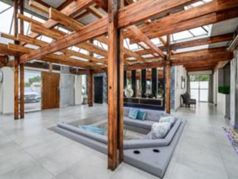 House For Sale in Morningside - Photo 7