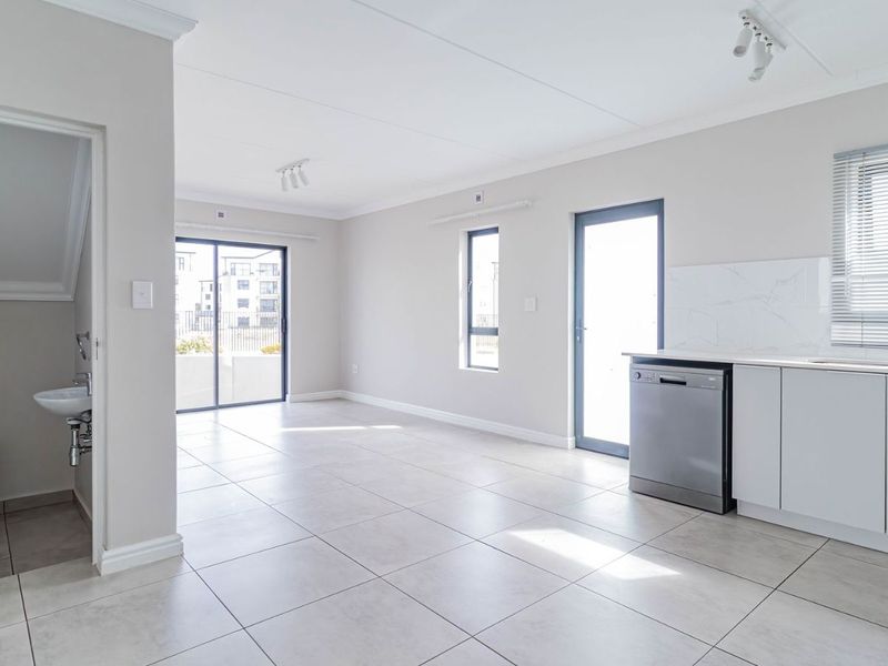 Townhouse For Sale in Acorn Creek Lifestyle Estate - Photo 4