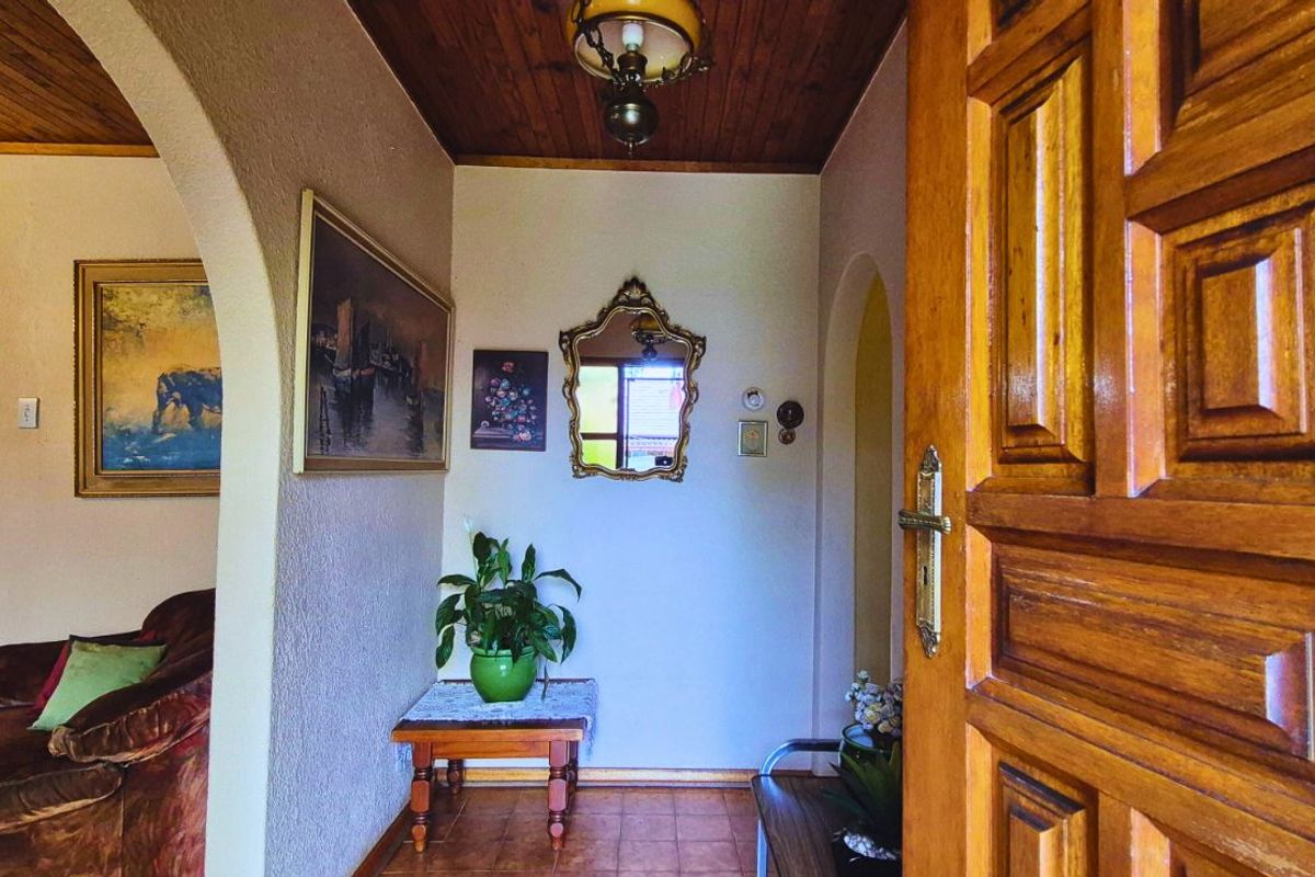 House For Sale in Birchleigh North - Photo 3