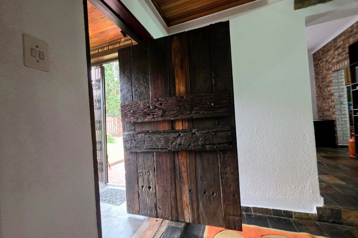 House For Sale in Secunda Central - Photo 5