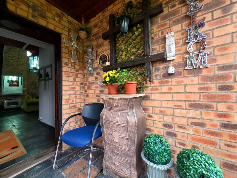 House For Sale in Secunda Central - Photo 3