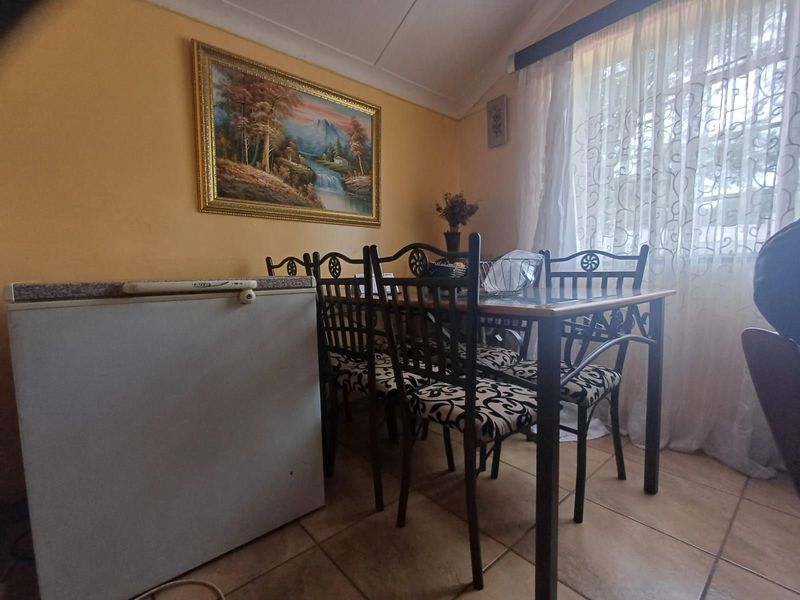 House For Sale in Stilfontein Central - Photo 4