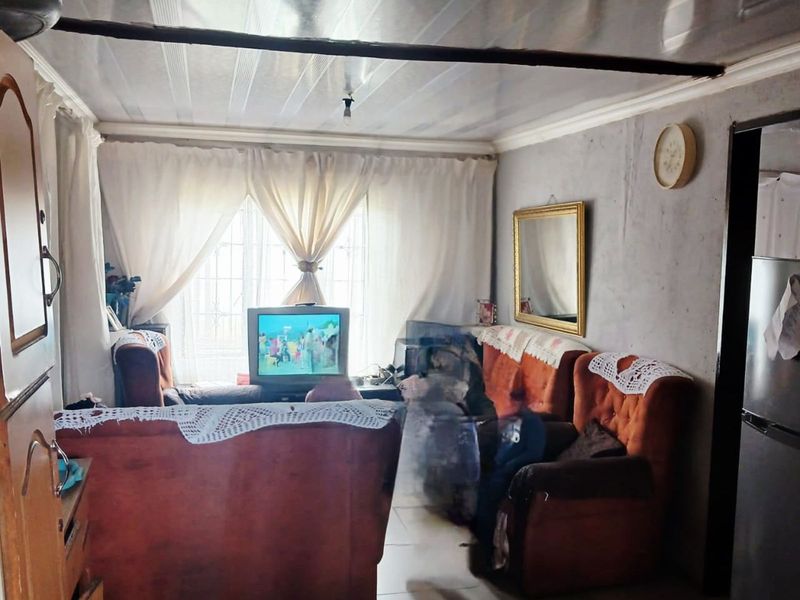 House For Sale in Mamelodi East - Photo 6