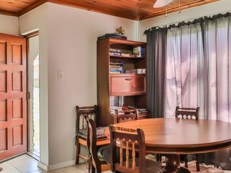 House For Sale in Kleinbaai - Photo 2