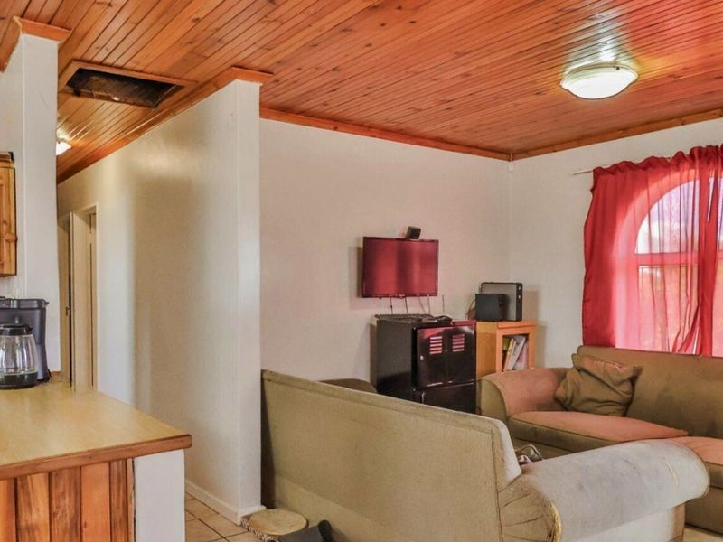 House For Sale in Kleinbaai - Photo 6