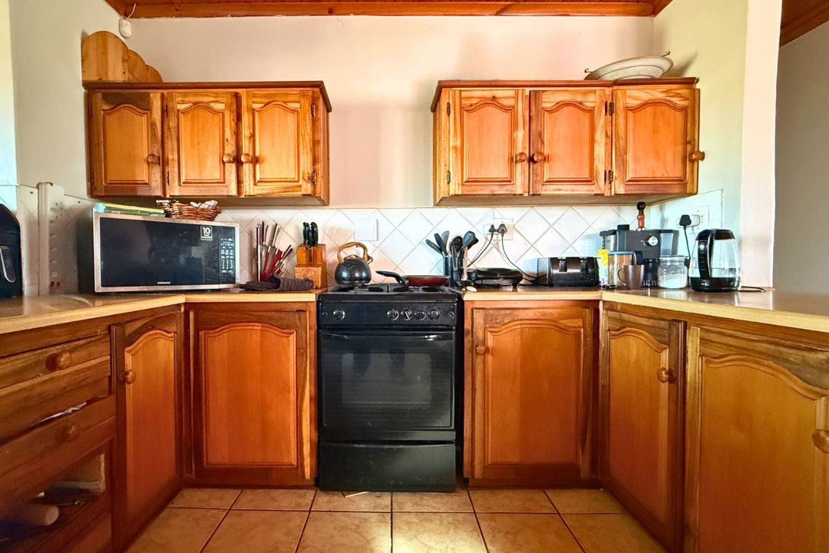 House For Sale in Kleinbaai - Photo 5