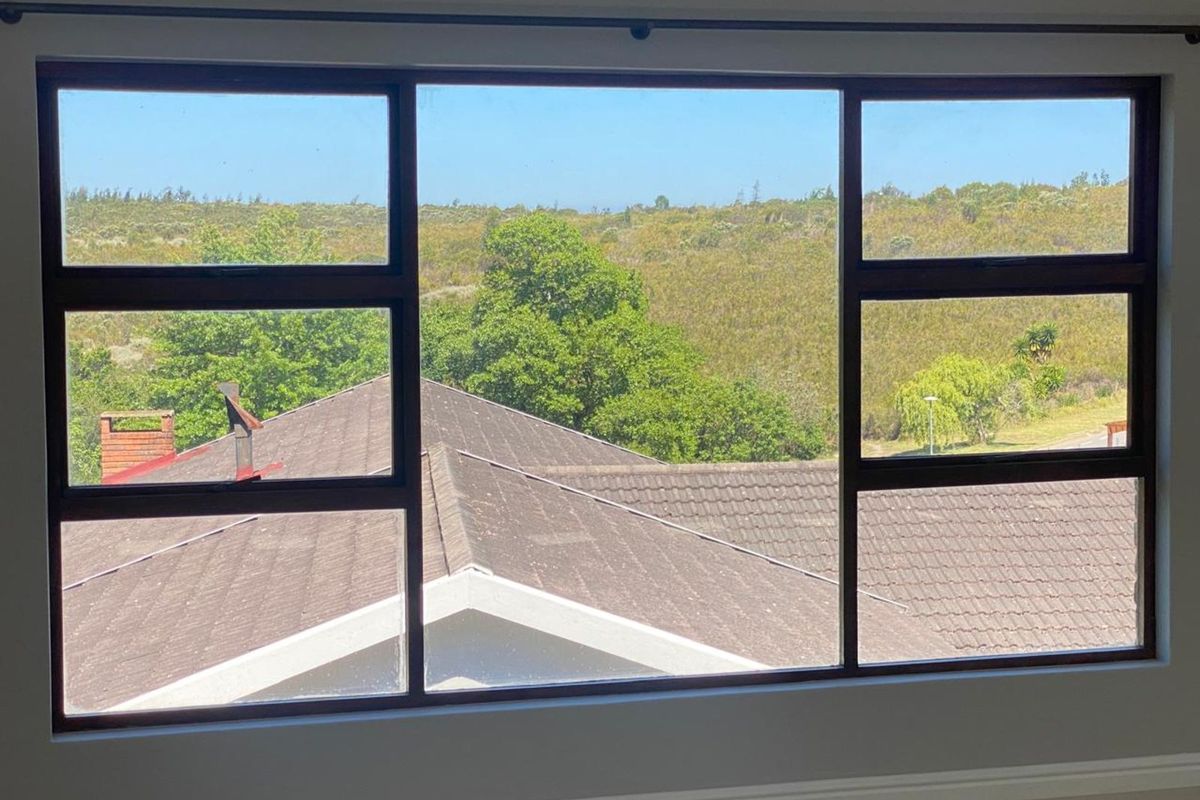 House For Sale in Loerie Park - Photo 4