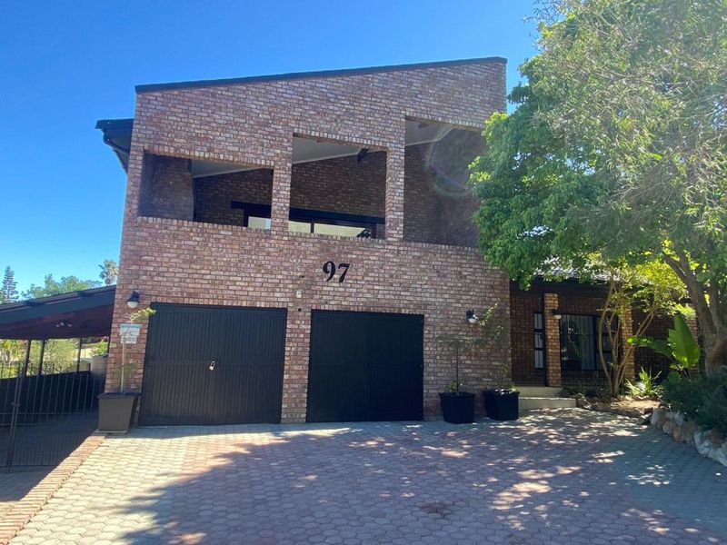 House For Sale in Loerie Park - Photo 2