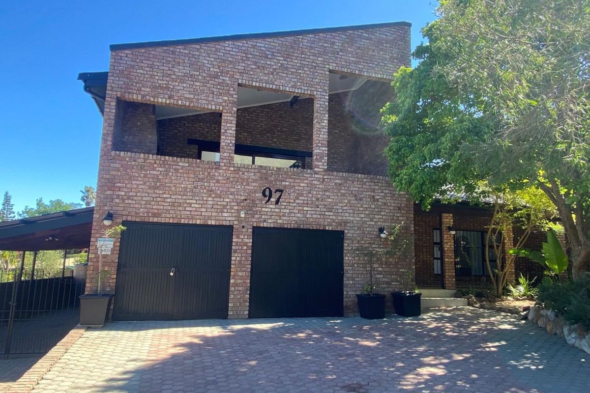 House For Sale in Loerie Park - Photo 2