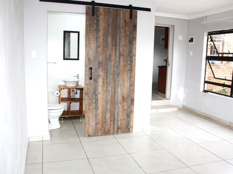 House For Sale in Lindhaven - Photo 10