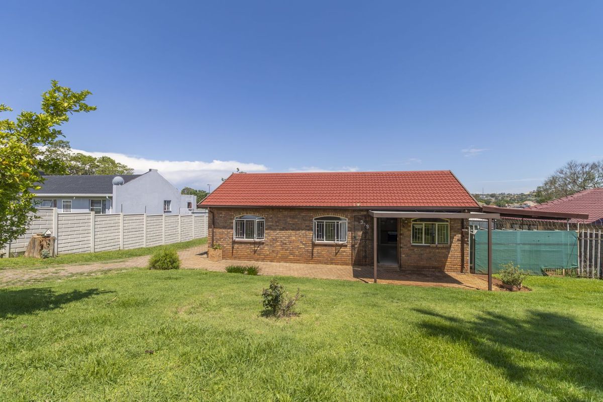 House For Sale in Lindhaven - Photo 3