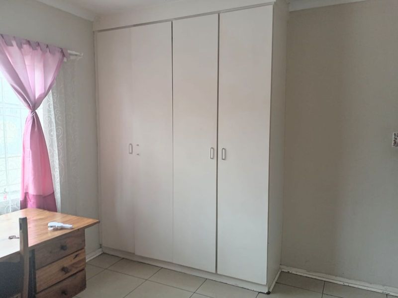 House For Sale in Albertville - Photo 10