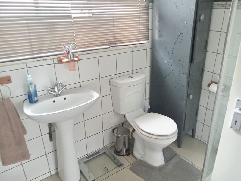 House For Sale in Albertville - Photo 6