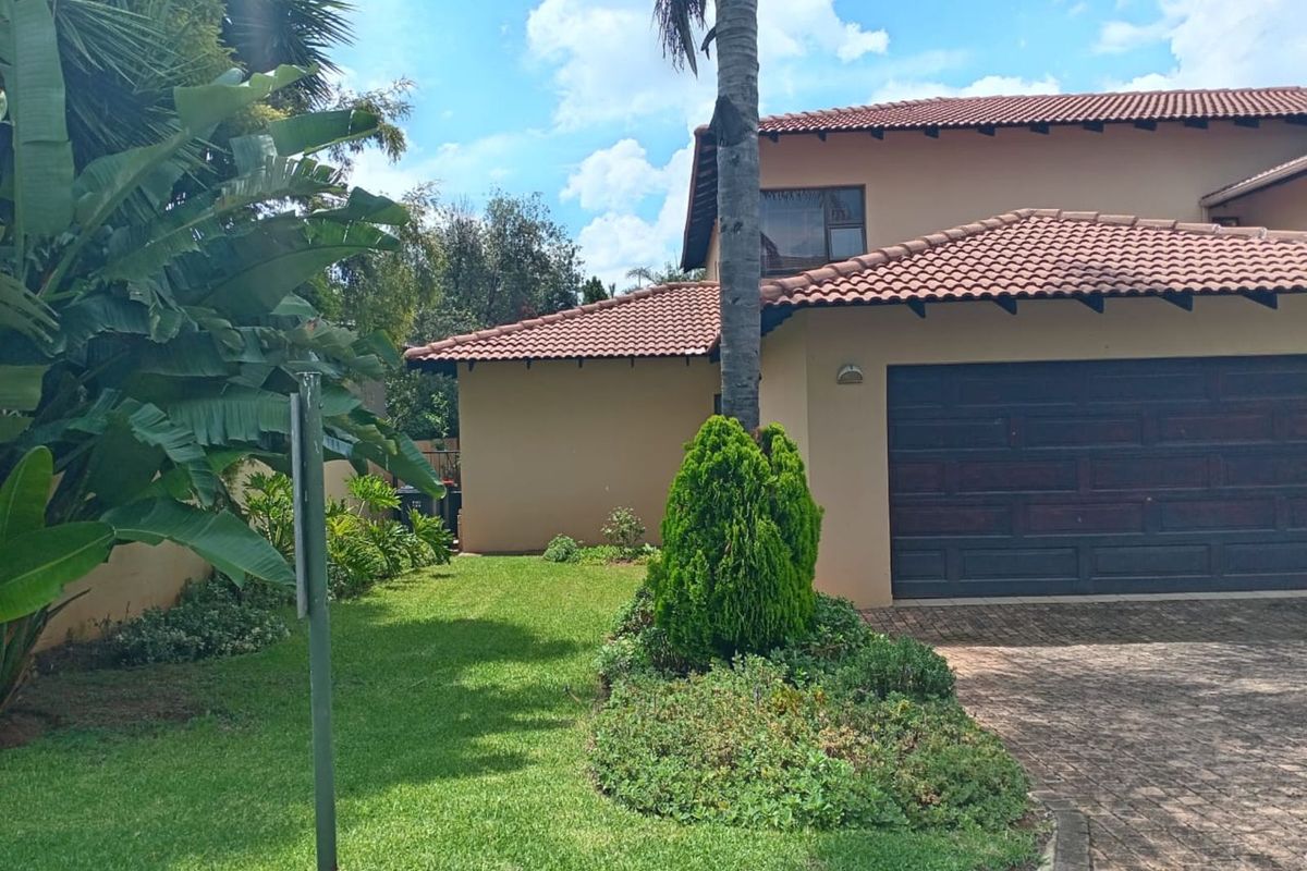 House For Sale in Ruimsig Country Estate - Photo 3