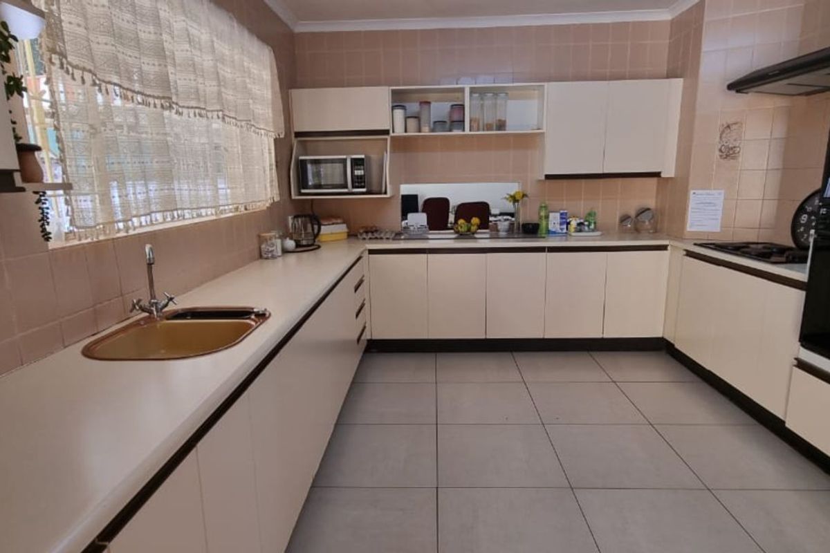 House For Sale in Wilro Park - Photo 5