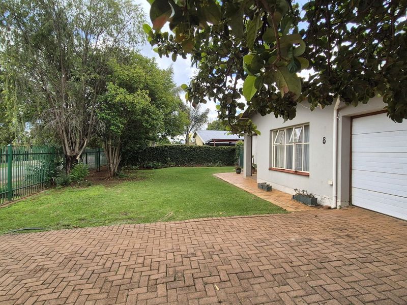 House For Sale in Lydenburg Central - Photo 3