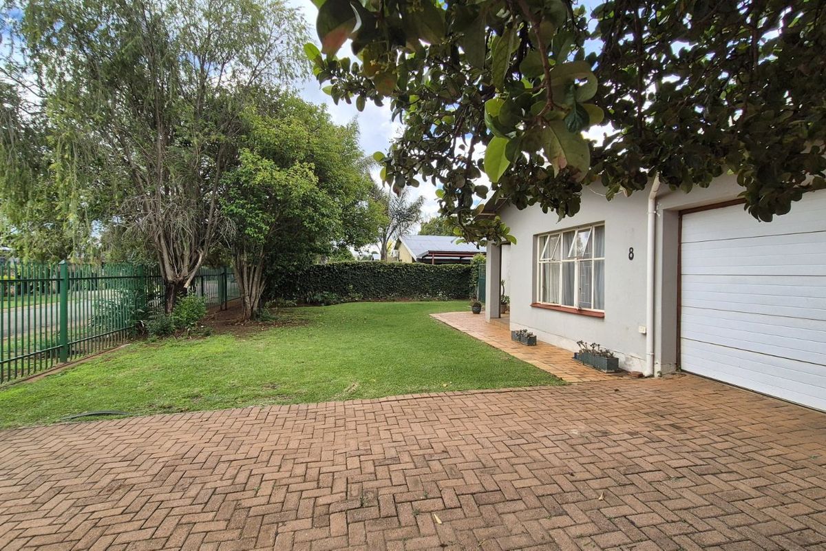 House For Sale in Lydenburg Central - Photo 3