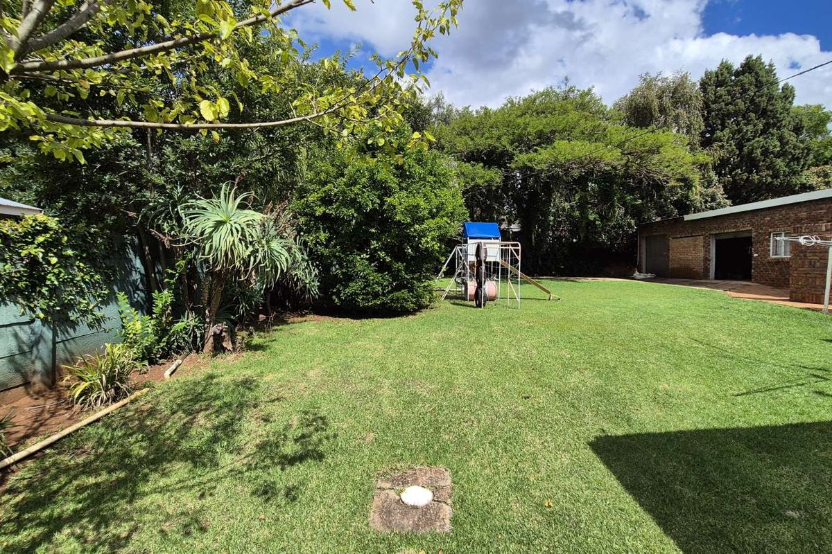 House For Sale in Lydenburg Central - Photo 4