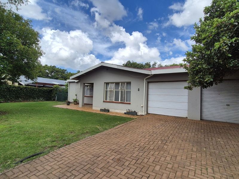 House For Sale in Lydenburg Central - Photo 2