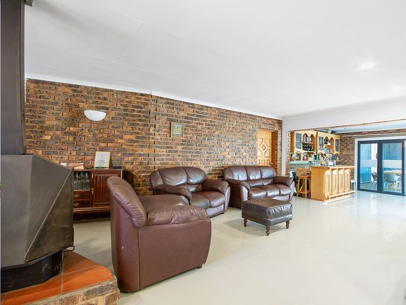 House For Sale in Wilgeheuwel - Photo 3