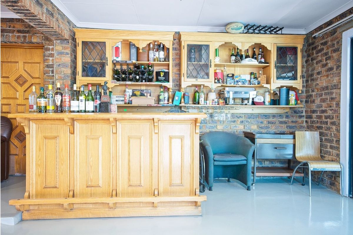 House For Sale in Wilgeheuwel - Photo 5