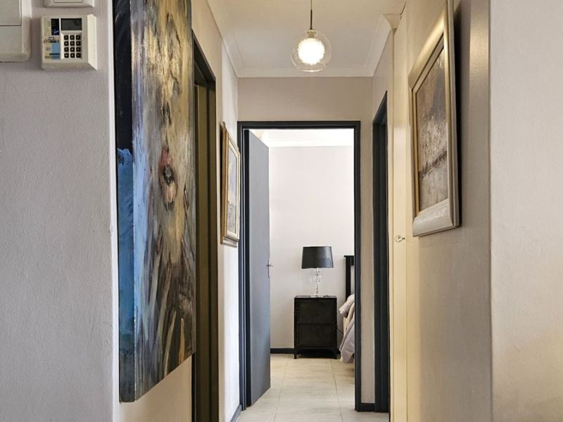 Apartment For Sale in Century City - Photo 9