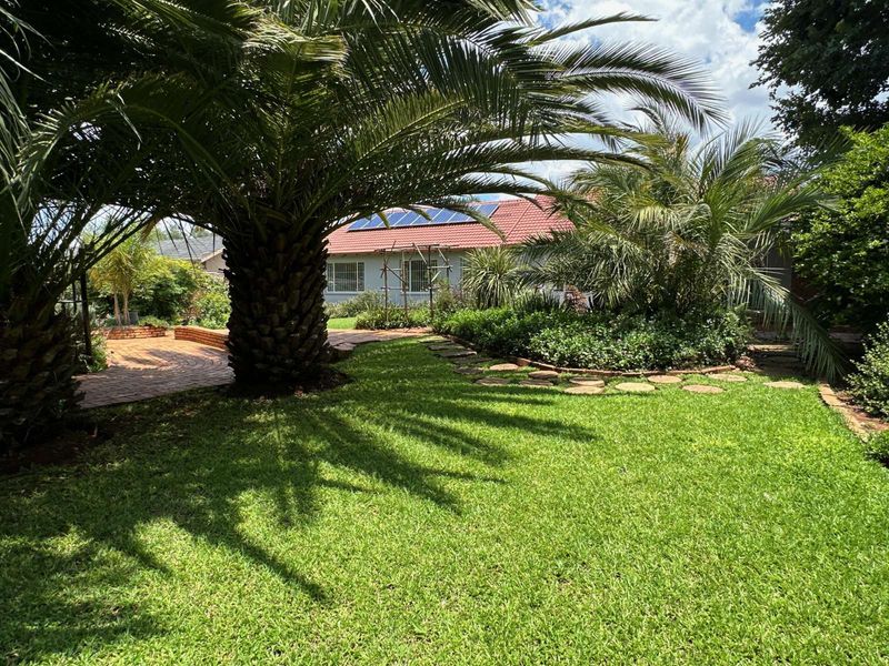 House For Sale in Hennopspark - Photo 9