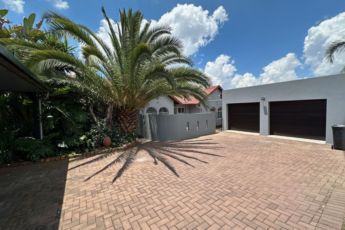 House For Sale in Hennopspark - Photo 5