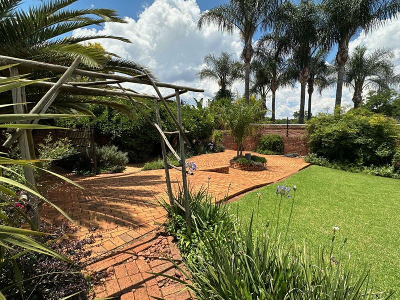 House For Sale in Hennopspark - Photo 7