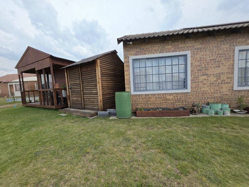 House For Sale in Secunda Central - Photo 5