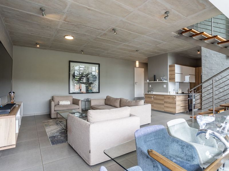Townhouse For Sale in The Hills Game Reserve Estate - Photo 5