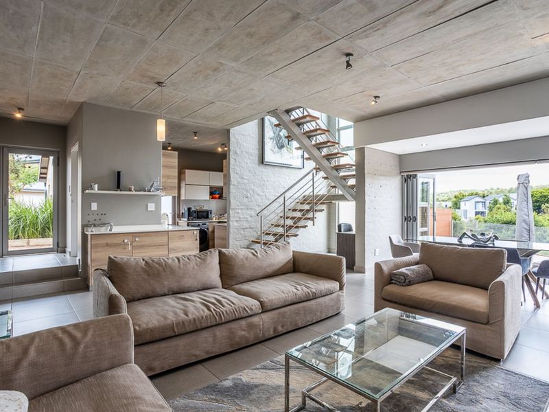 Townhouse For Sale in The Hills Game Reserve Estate - Photo 4