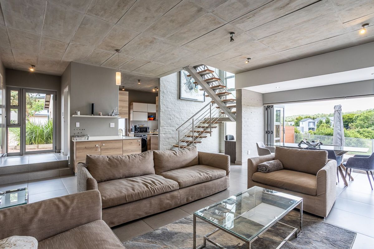 Townhouse For Sale in The Hills Game Reserve Estate - Photo 4